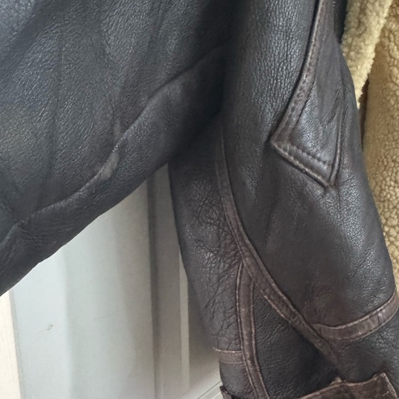 Men's Shearling Leather Bomber Jacket - Brown - Picture 2 of 8